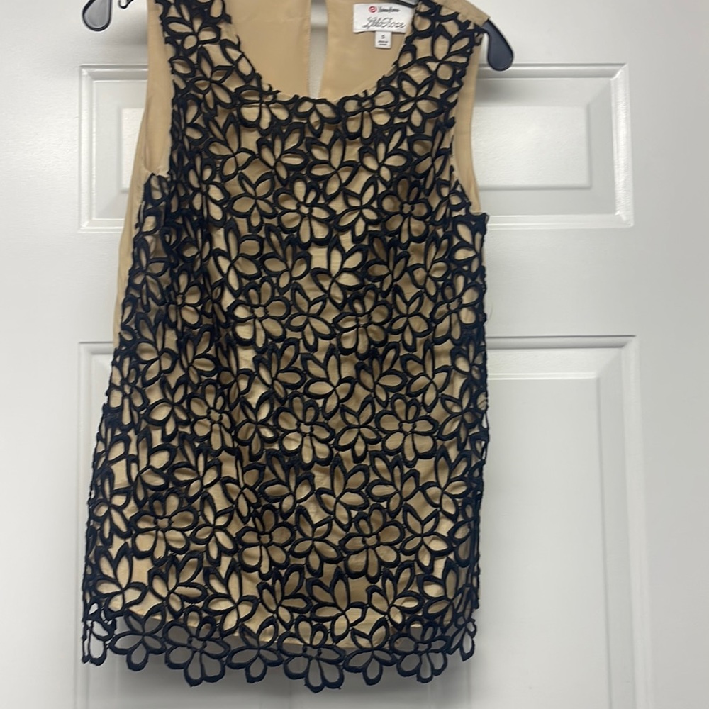 Floral unique top